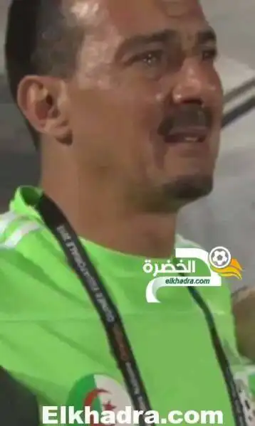صورة المقابلة مساعد المدرب الوطني يبكي
