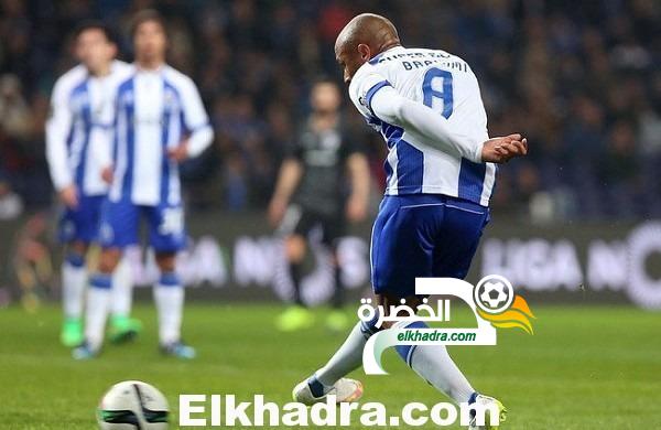 براهيمي هداف و يقود بورتو للفوز على غيماريش في الدوري البرتغالي 1