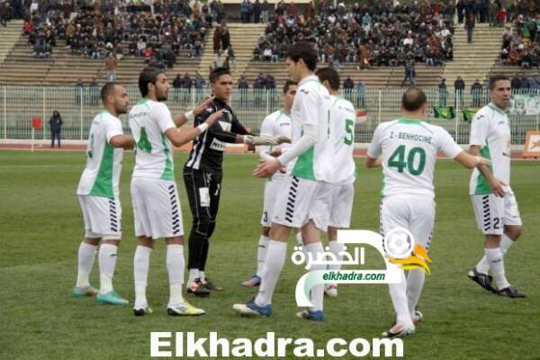 كأس الجزائر 2015 : جمعية وهران تتاهل على حساب اتحاد الشاوية بركلات الترجيح 4 مقابل 2