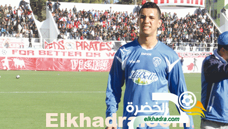 غوركوف في تونس لمعاينة مدافع النادي الإفريقي هشام بلقروي امام النادي الصفاقسي 2