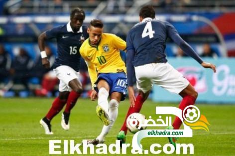 المنتخب البرازيلي يفوز على فرنسا بثلاثية وديا في ملعب دي فرانس 1