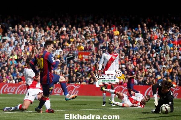 هاتريك ميسي يقود برشلونة لسحق ضيفه رايو فاليكانو بسداسية و صدارة الدوري الأسباني
