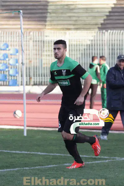 رشيد بوهنة يعود لتدريبات شباب قسنطينة ومنحة 15 مليون للفوز النصرية