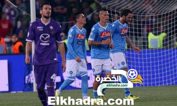 نابولي يفوز على ضيفه فيورنتينا بثلاثية بيضاء في غياب غولام
