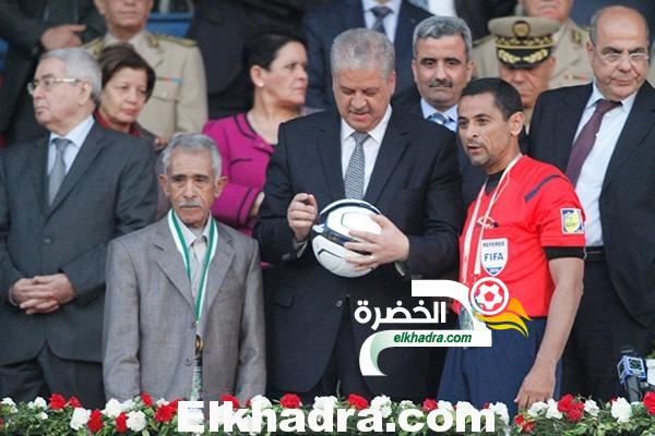 الحكم الدولي محمد بيشاري.. لادارة المباراة النهائية لكأس الجمهورية 2015 1