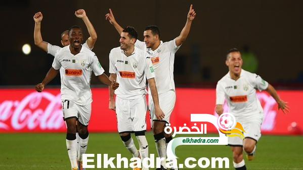 الفيفا و الكاف تشيدان بتأهل ثلاثة أندية جزائرية إلى دور المجموعات لرابطة الأبطال الإفريقية 1