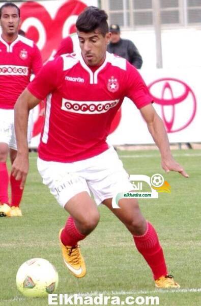 بونجاح يسجل هدفين ضد الرجاء البيضاوي ويقود النجم الساحلي إلى دوري المجموعات كأس الكاف