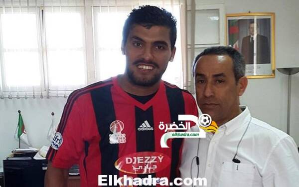 حسين بن عيادة في اتحاد العاصمة لمدة موسمين