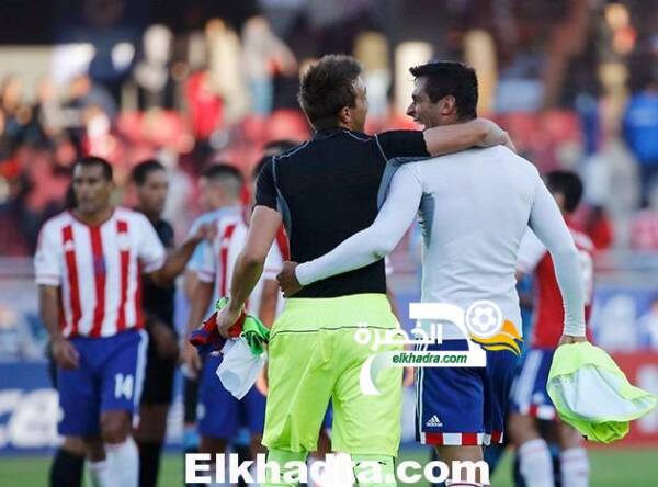 كوبا أميركا 2015 : أوروجواي تتعادل مع البراجواي و تتاهل إلى دور الثمانية
