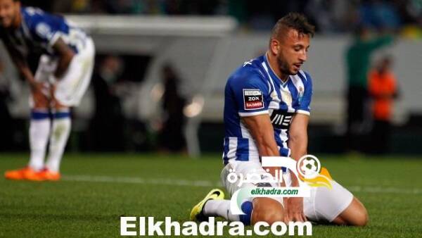 فيتوريا سيتوبال يعلن إنهاء عقد اللاعب نبيل غيلاس بالتراضي