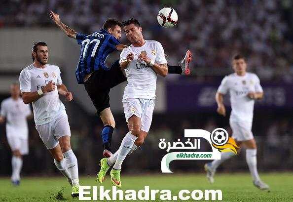 ريال مدريد الاسباني يفوز على انترميلان الايطالي بثلاثية استعدادا للموسم الجديد