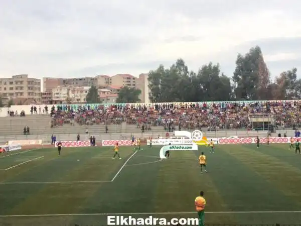 شبيبة القبائل 0–1 شباب قسنطينة: السنافر يفاجؤون الكناري في «عشه» ويحققون أحلى انطلاقة