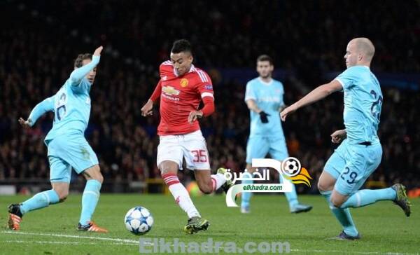 دوري أبطال أوروبا : مانشستر يونايتد يتعادل مع آيندهوفن على الاولد ترافورد