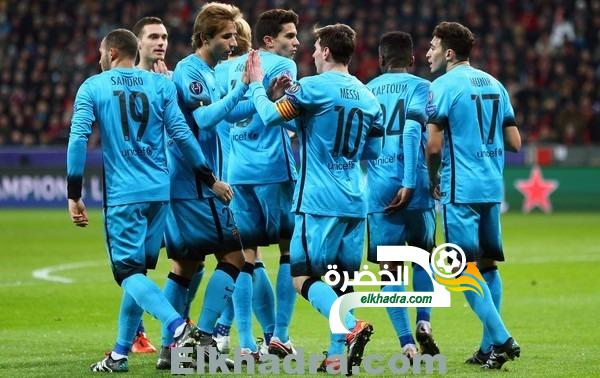 نادي برشلونة يحتفل باليوم العالمي لـ “العربية”
