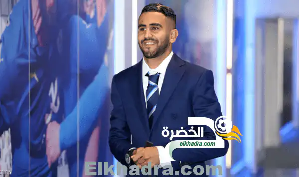 رياض محرز يتوج بجائزة الكرة الذهبية الجزائرية