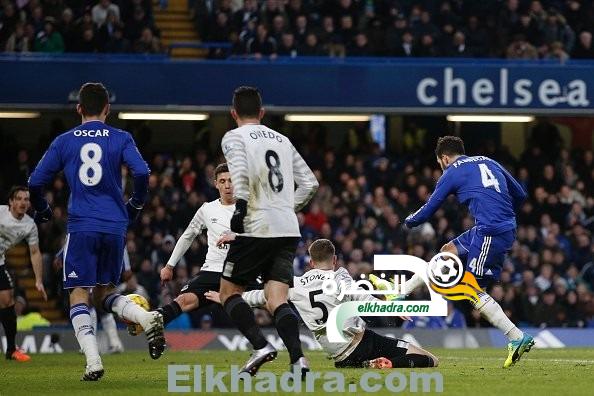 جون تيري يقود تشلسي للتعادل أمام إيفرتون 3-3 في الدوري الإنجليزي
