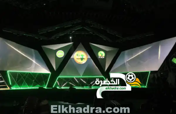 ثلاثة لاعبين من الجزائر ضمن التشكيلة الأفضل افريقيا لعام 2015