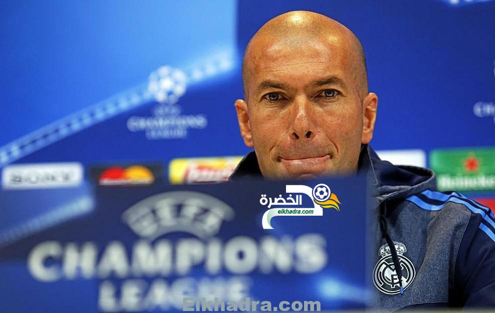 زيدان يرد على جماهير ريال مدريد بشأن بيع رونالدو 1