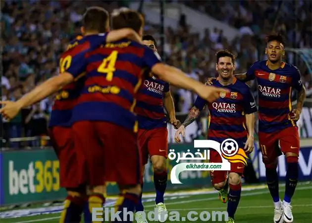برشلونة يقترب من لقب كأس السوبر الإسباني بثنائية في  أشبيلية