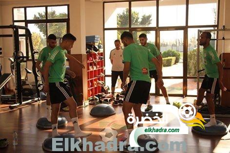 الجزائر و السيشل : صور اول حصة تدريبية للخضر بمركز سيدي موسى