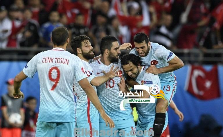 يورو 2016 : تركيا تفوز على التشيك وتحافظ على آمالها في التأهل