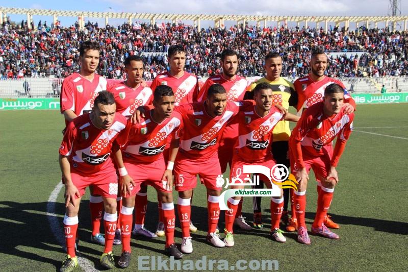 مولودية وهران اللاعبون ينهون الاضراب و يعودون للتدريبات 1