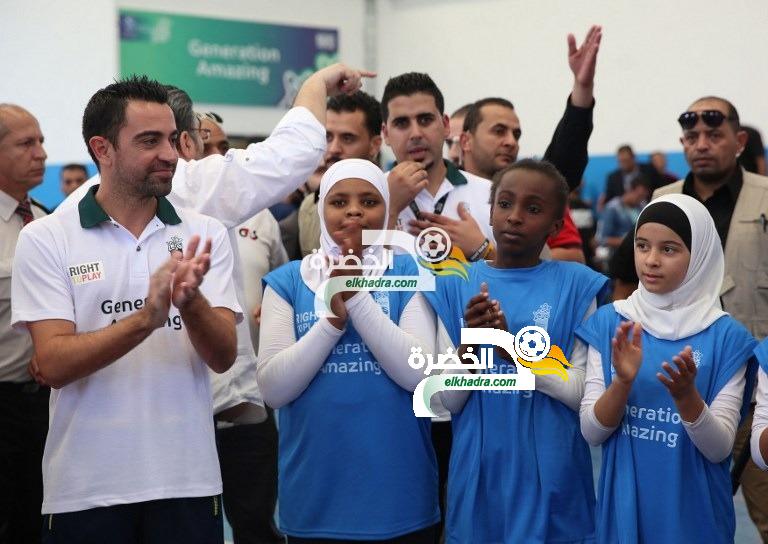 تشافي هرنانديز يزور مخيم البقعة للاجئين في الأردن