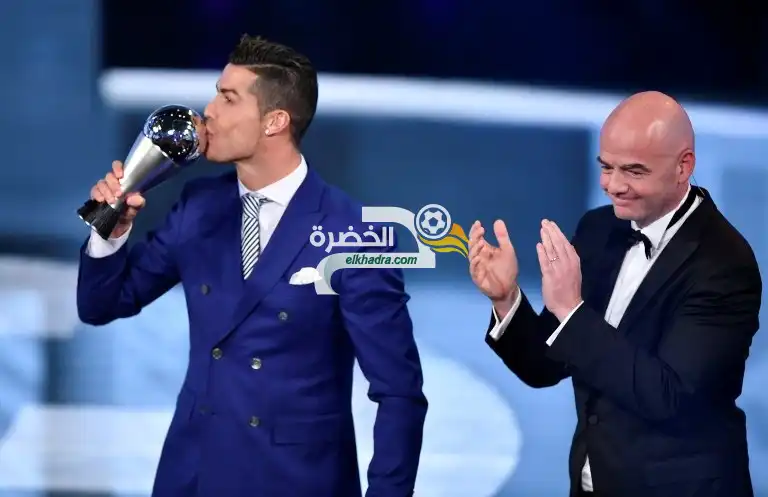رونالدو يفوز بجائزة أفضل لاعب في العالم من الفيفا لعام 2016