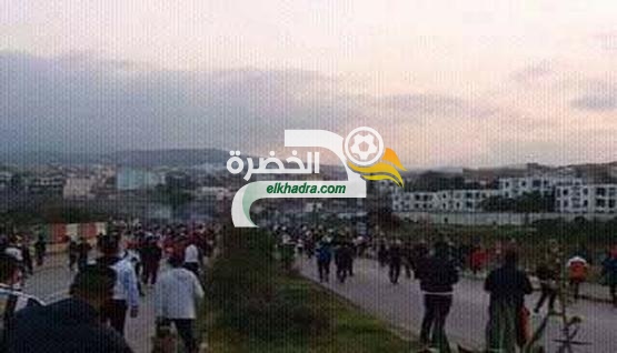 اتحاد عنابة وترجي ڨالمة : مصالح الأمن توقف 40 شخصا من مناصري الفريقين