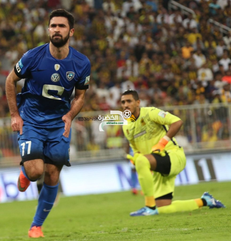 الهلال يفوز على اتحاد جدة بهدفين مقابل هدف في كلاسيكو مثير بالكرة السعودية