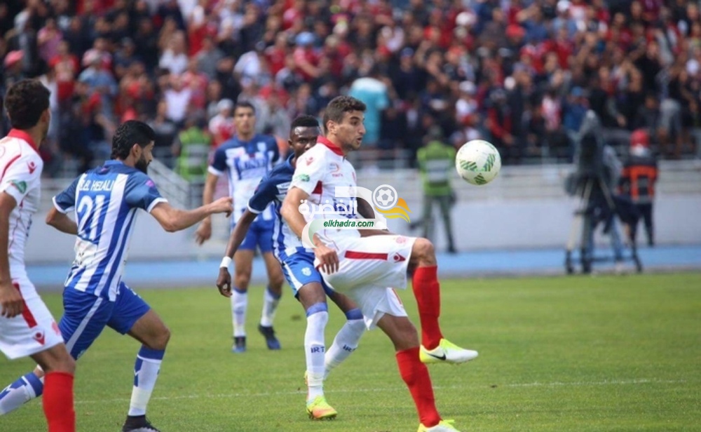 الوداد البيضاوي يفوز على إتحاد طنجة ويقترب من حسم لقب الدوري المغربي 11