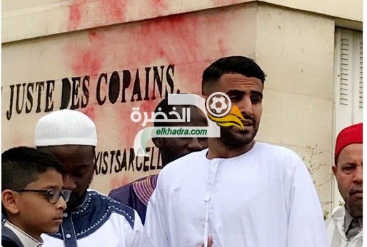 بالصور .. رياض محرز يقضي عطلته بتلمسان