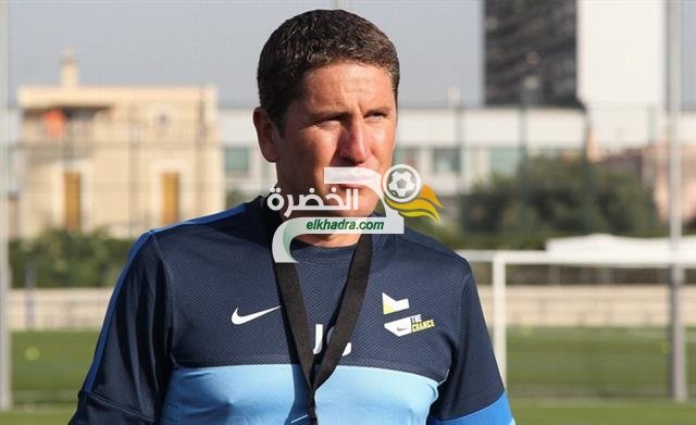 الرجاء البيضاوي يتعاقد رسميا مع المدرب الإسباني خوان كارلوس جاريدو