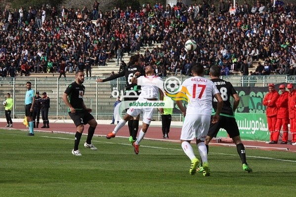 السياربي و السياسي في قمة الجولة الثامنة من الدوري الجزائري 1