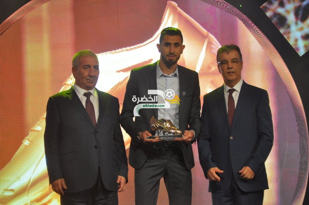 أحمد قاسمي يفوز بجائزة الحذاء الذهبي كهداف للدوري الجزائري