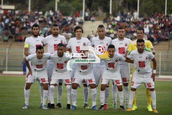 اتحاد بلعباس يفوز على مولودية الجزائر ويقترب من ضمان البقاء