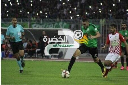 عبيد و درفلو في صراع على صدارة هدافي الدوري الجزائري 1