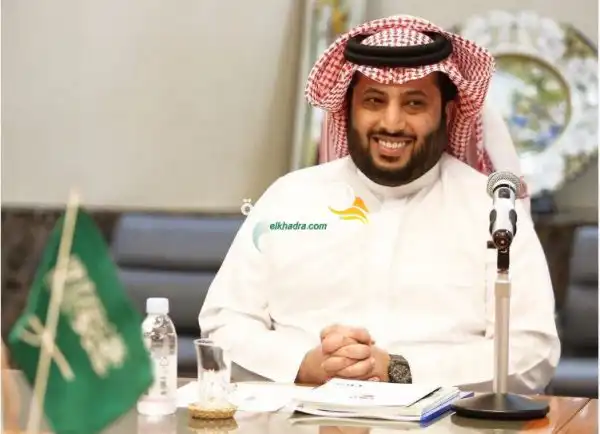 السعودي آل الشيخ رئيسًا للاتحاد العربي لكرة القدم