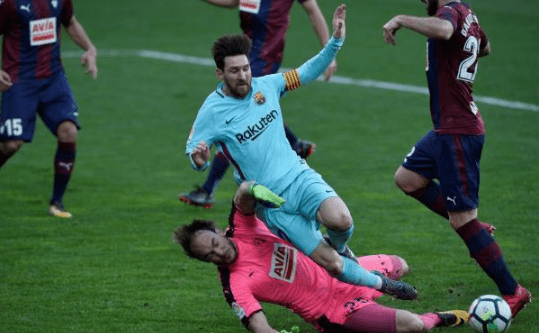 برشلونة يستعد لتشيلسي بثنائية في إيبار
