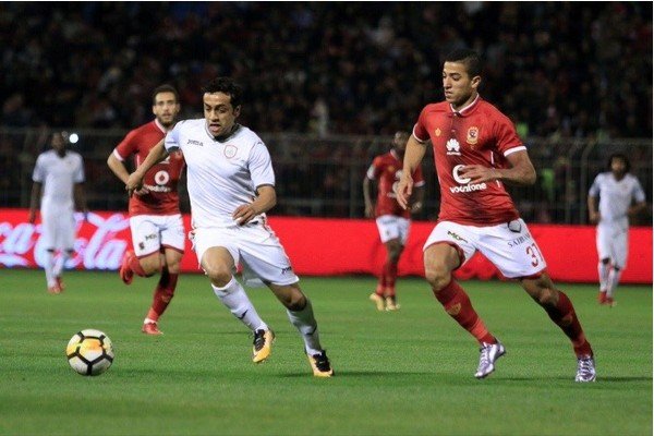 الأهلي المصري يفوز على نجوم الدوري السعودي