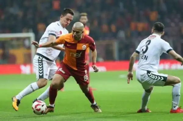 جالطة سراي يعرض فيغولي على دينامو كييف الأوكراني