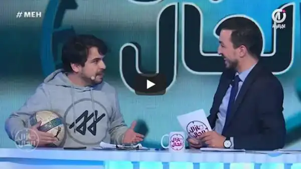 شاهد بالفيديو… الفكاهي كمال عبدات يقلد علي بن شيخ في التحليل
