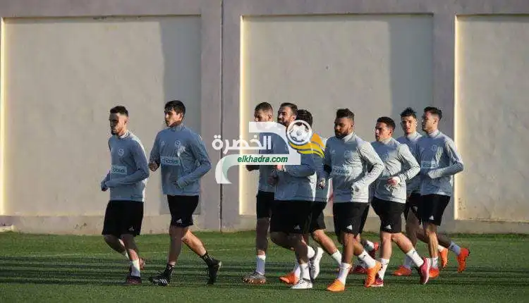 المنتخب الوطني يجرى أول حصة تدريبية بمركز سيدي موسى