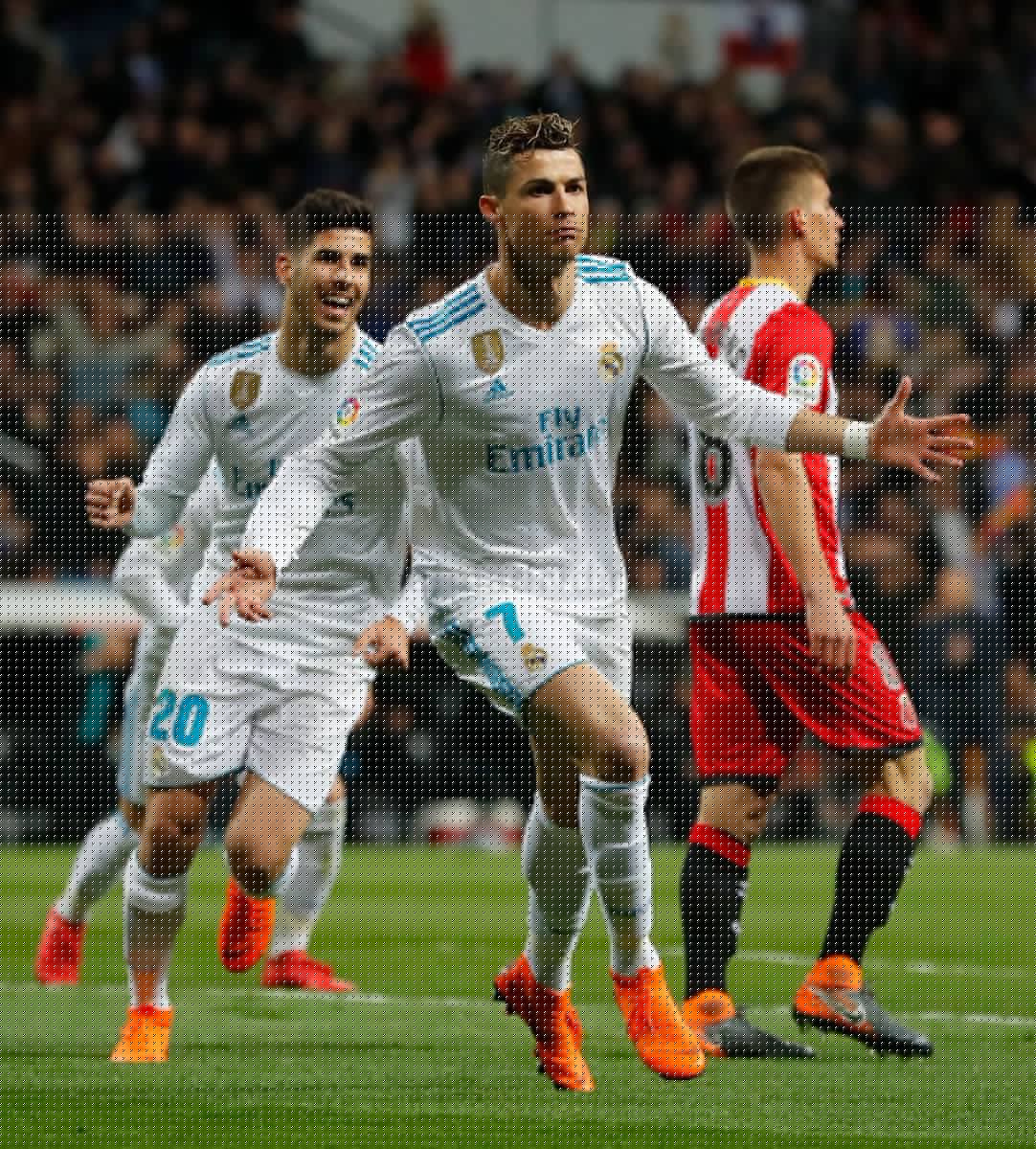 ريال مدريد يسحق ضيفه جيرونا بستة أهداف لثلاثة 27 ريال مدريد يسحق ضيفه جيرونا بستة أهداف لثلاثة 27