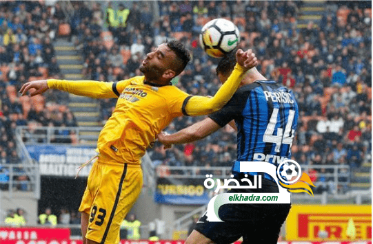 نادي فيورنتنيا يريد التوقيع مع الجزائري محمد فارس