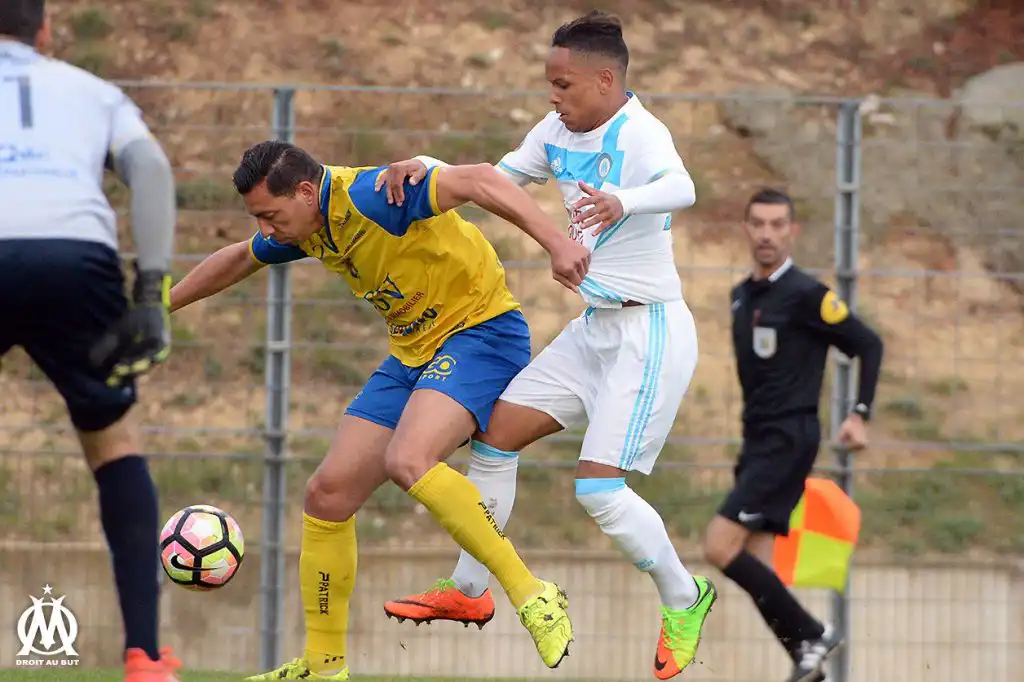 مهاجم برازيلي من أصول جزائرية هداف مع اولمبيك مارسيليا
