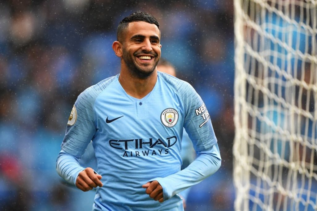 محرز يدعو إلى دعم الطفل محمد