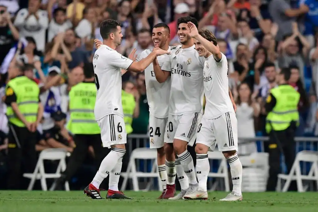 ريال مدريد يعتلي قمة الليغا بفوزه الثمين على إسبانيول