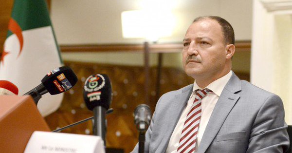 حطاب: يجب محاربة ظاهرة العنف في الملاعب
