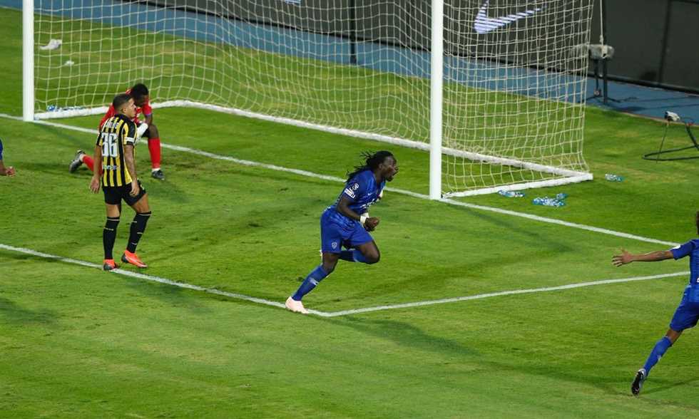 الهلال يفوز على ضيفه اتحاد جدة في كلاسيكو الكرة السعودية